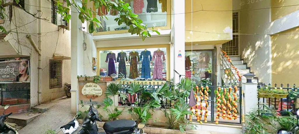 Mahek Fashion Gallery storefront in Jalgaon